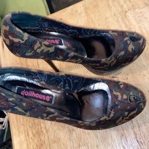 camo high heels